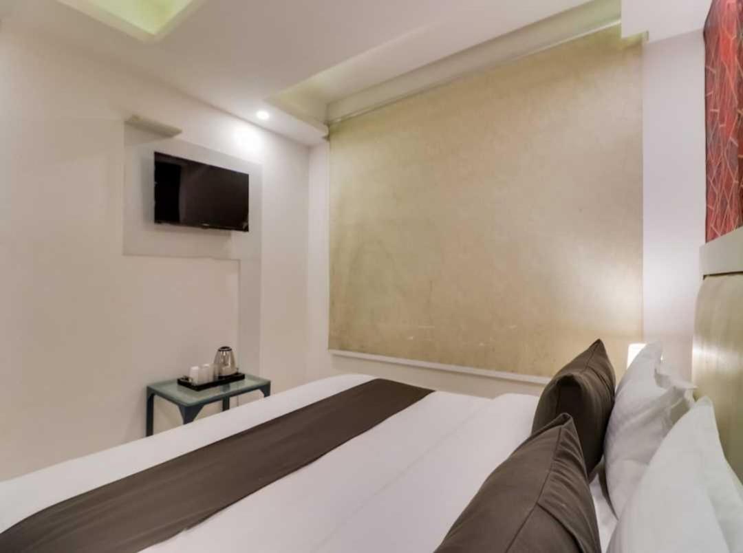Hotel O Galaxy Stay New Delhi Exterior photo