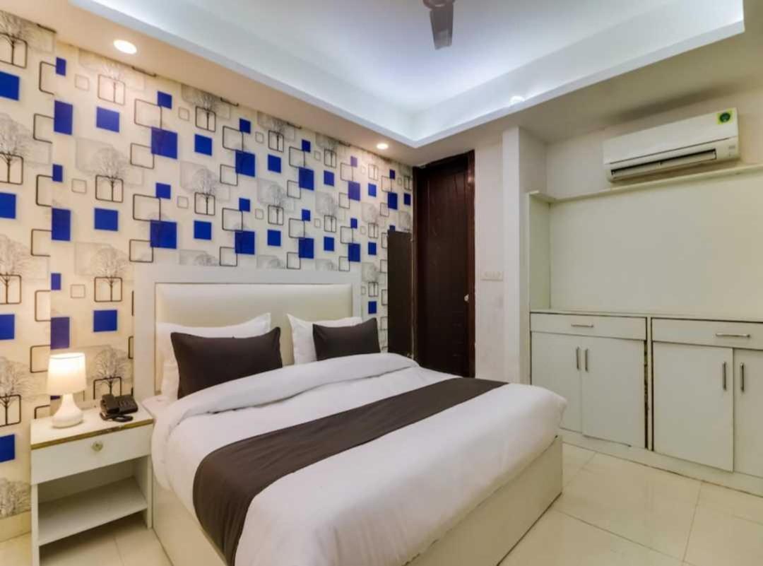 Hotel O Galaxy Stay New Delhi Exterior photo