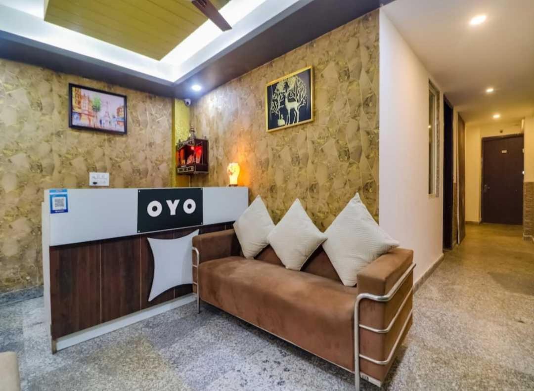 Hotel O Galaxy Stay New Delhi Exterior photo